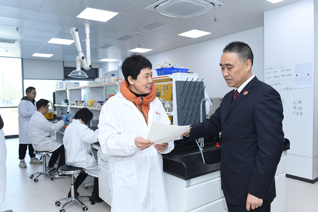 法治中国行·高质效办案在基层中部崛起“小巨人”受到“大保护”